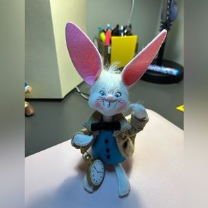 Annalee 6" Alice in Wonderland White Rabbit - Near Mint - 943306